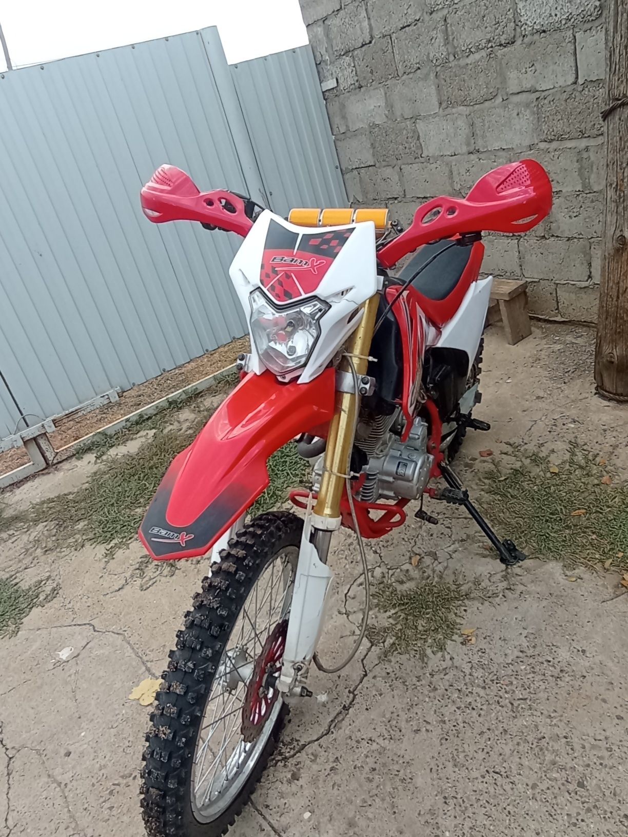 Продам мотоцикл (эндуро) Bamx 250cc X11