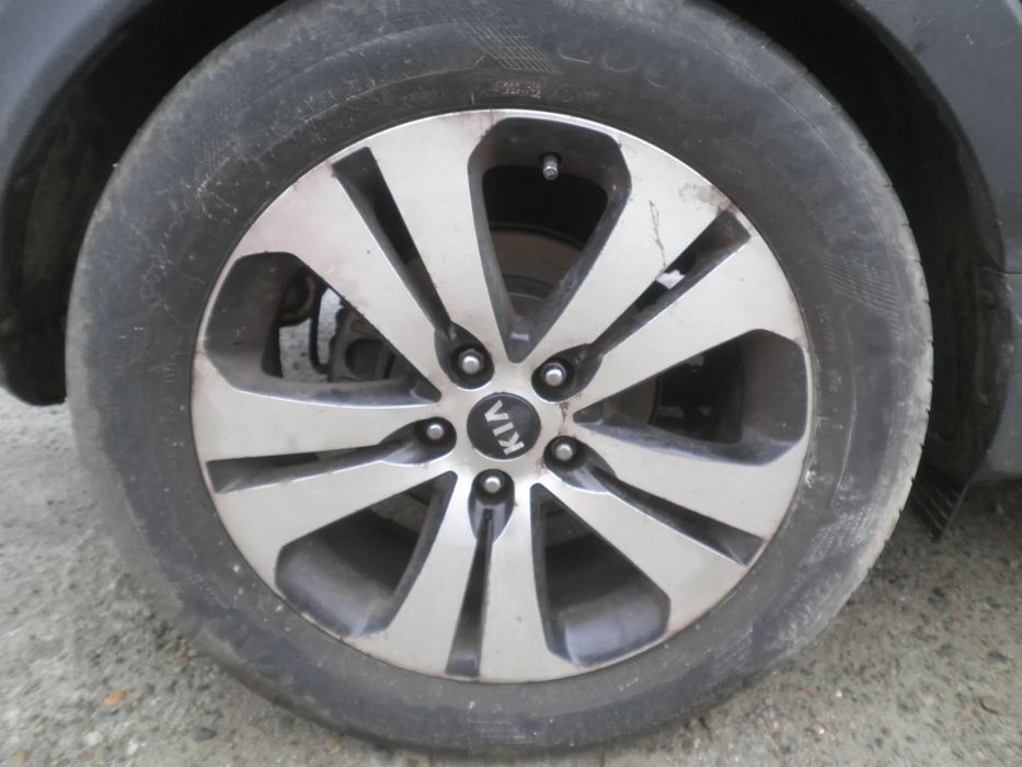 Jante 18" cu anvelope Kia Sportage 3 2012 ET 40.5 7J