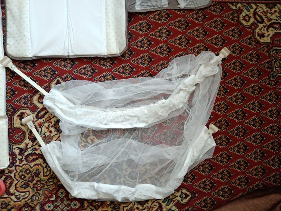 Бебешка кошара Chipolino Bella + матрак