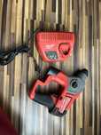 Milwaukee m12 cu mandrina