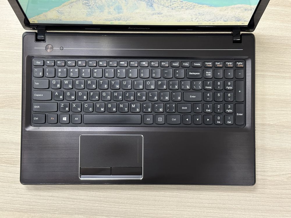 Ноутбук Lenovo / Core i7 / SSD 256gb / 8gb ОЗУ / kaspi 0-0-12