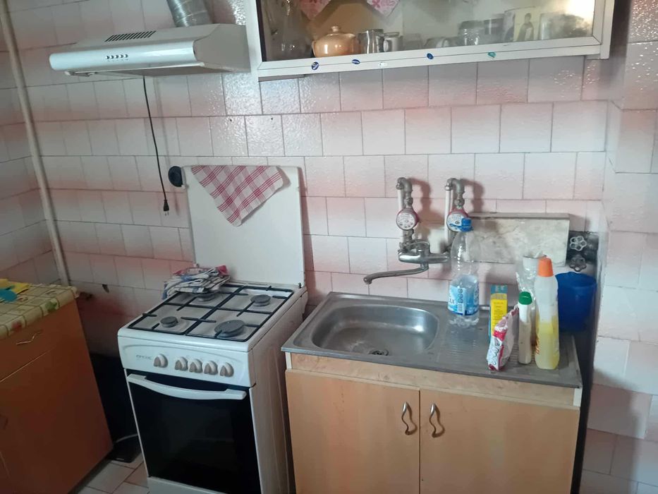 Garsoniera 33mp Darmanesti etaj 3 balcon luminoasa calduroasa