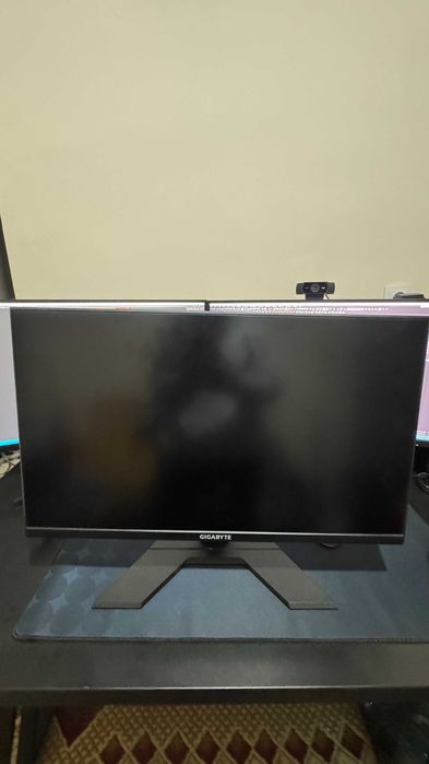 monitor Gigabyte G27F Fullhd 144hz
