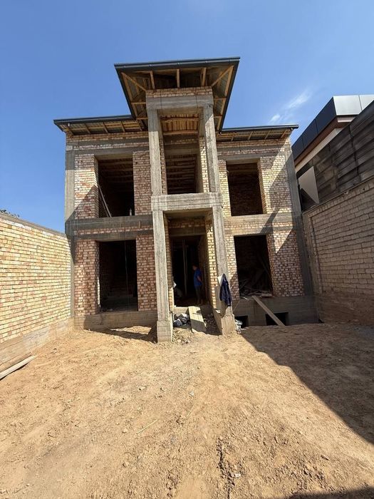 Продается Евро Каробка на Amur Temur  махалля