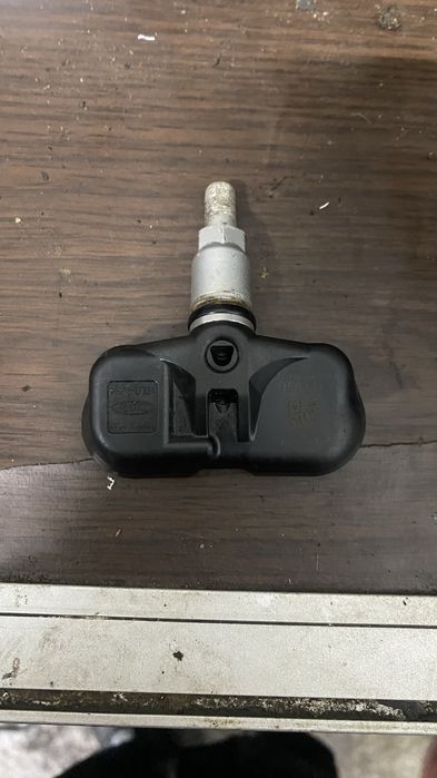 Датчик давления шин 1 шт Тойота лексус