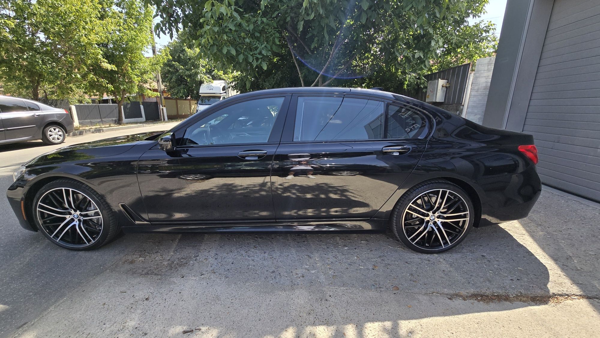 BMW 750 Li X-Drive M-Pack