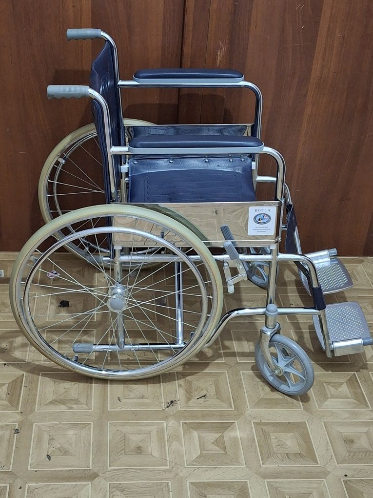 Инвалидная коляска
