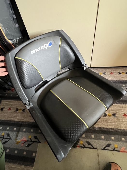 Scaun pivotat matrix compatibil cu toate modularele matrix