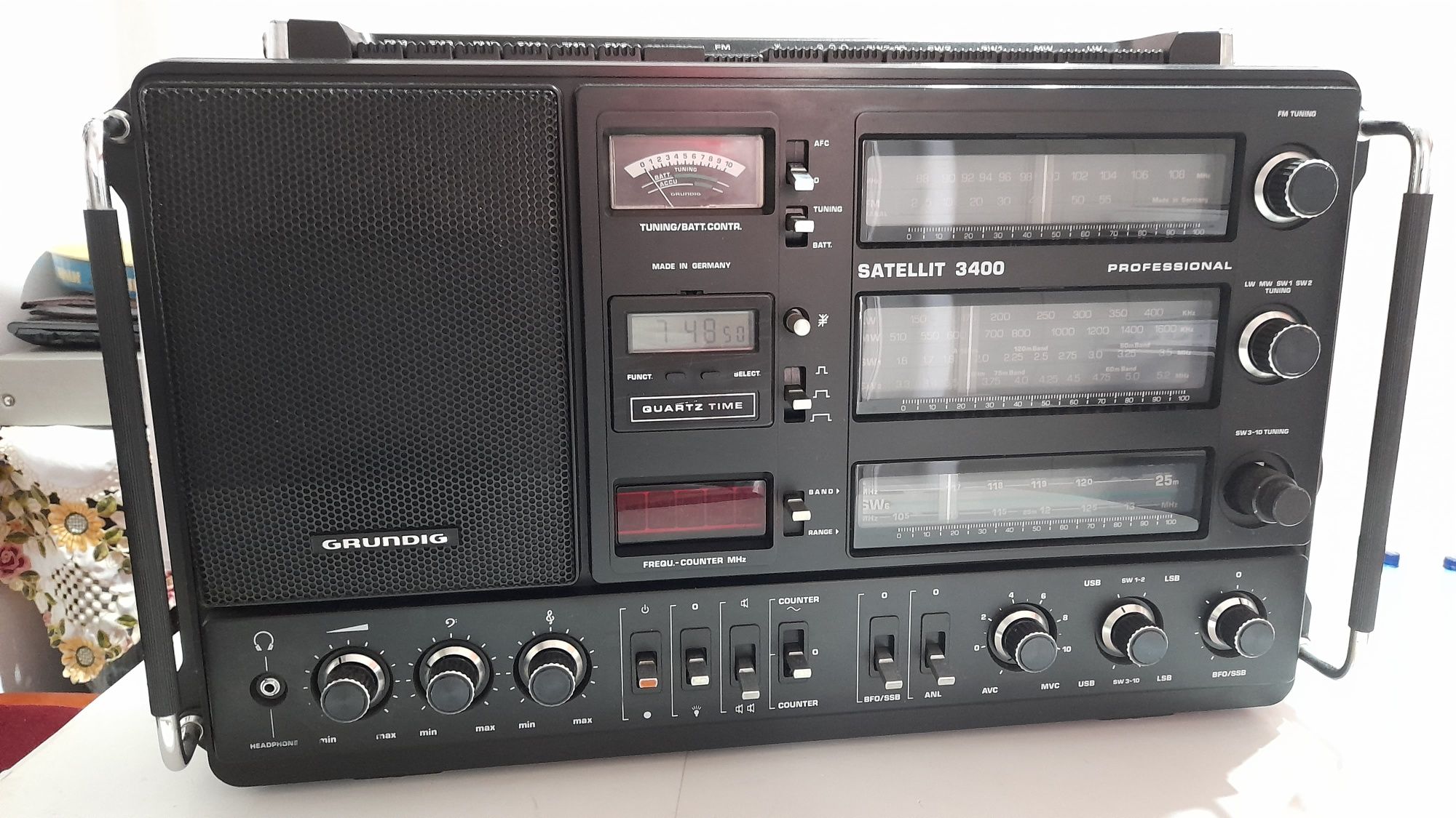 radio Grundig Satellit 3400