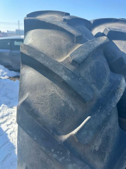 Anvelope de tractor 16,9 r34