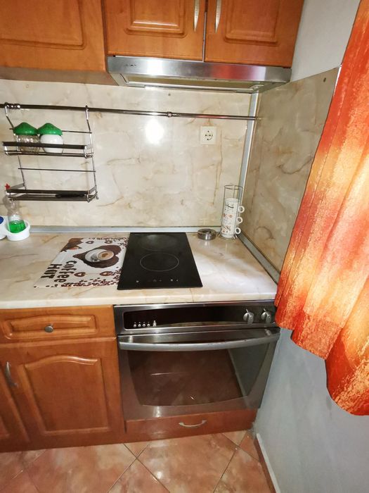 Дава се под наем Двустаен апартамент в Бургас, Братя Миладинови - 45 кв.м за 255 € - Снимка #3