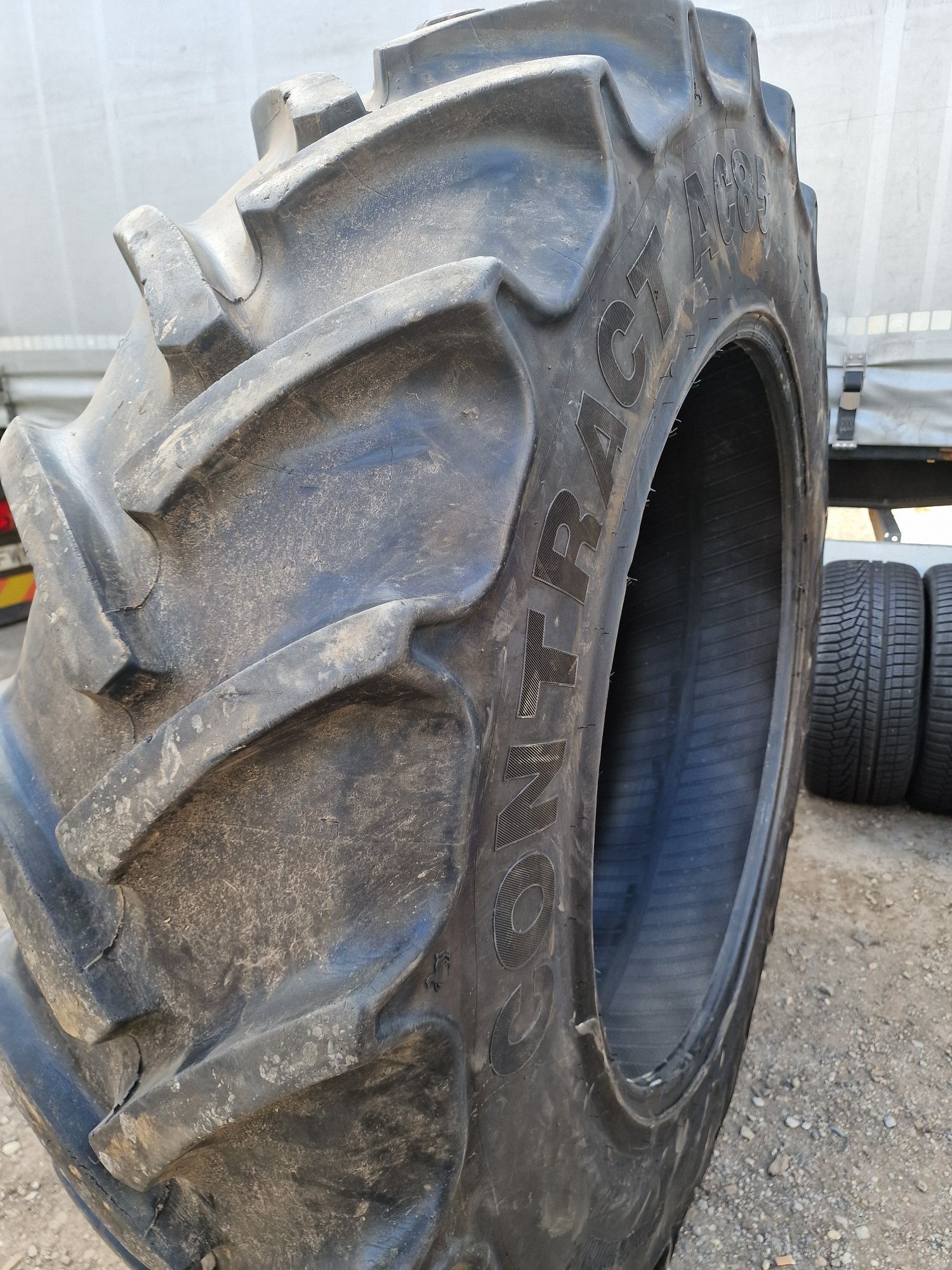 16.9R38 (420/85R38) anvelope Continental