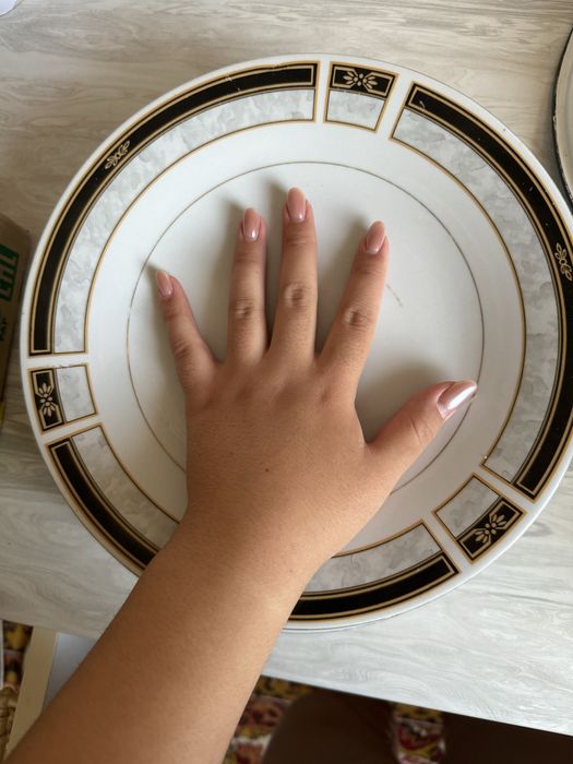 Тарелки  большие кухонные 4 штуки