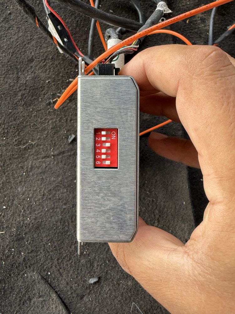 Bluetooth адаптор Dension 500 Gateway флашка карта интерфейс
