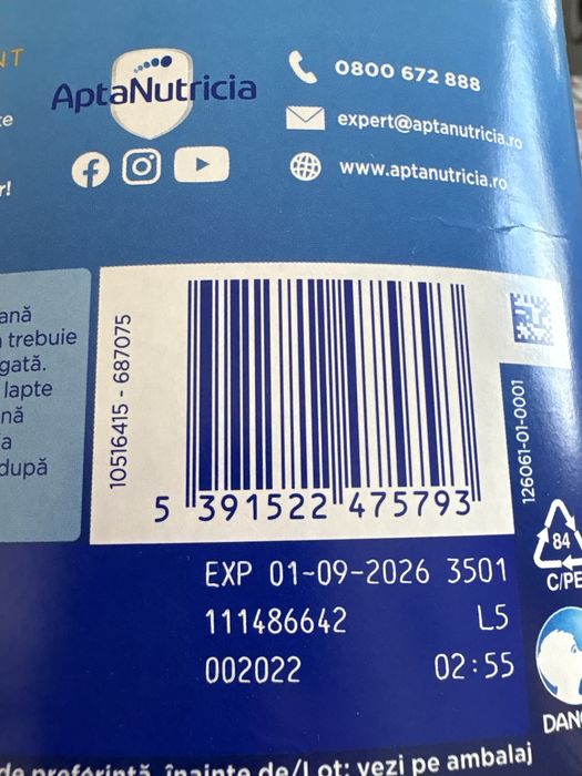 Vând sau schimb aptamil 1