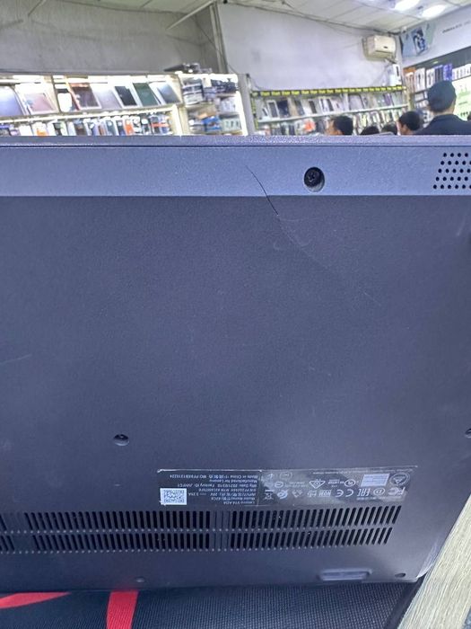 Notebook sotiladi Acer E1-531G