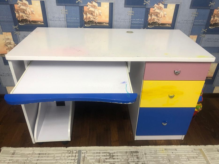 Стол компьтерный б/у