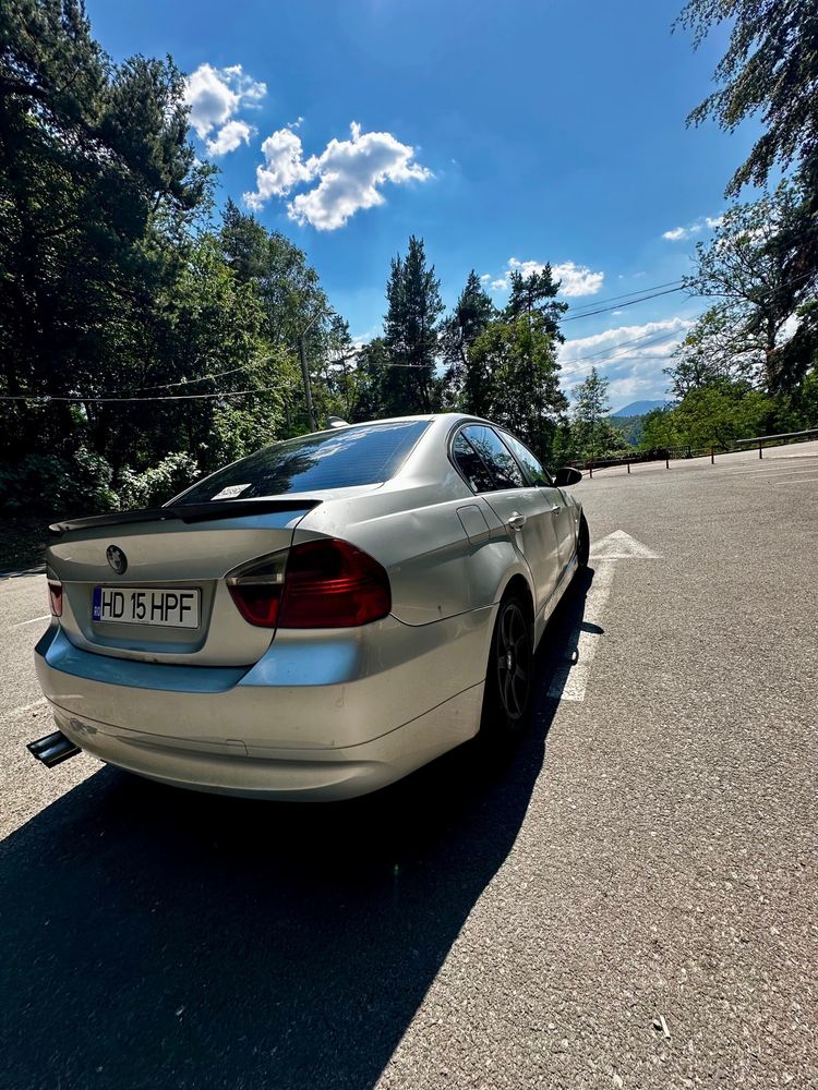 BMW SERIA 3 E90 320D