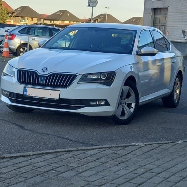 Skoda Superb model 2016, Euro 6, 2.0 tdi, 150 CP, dsg, Bixenon adaptiv