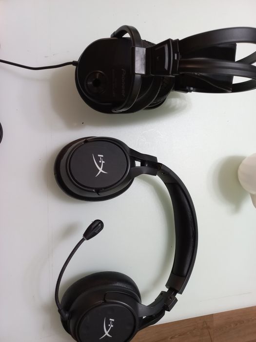 Pioneer SE-M521 si Kingstone hyper x cloud flight s casti audio