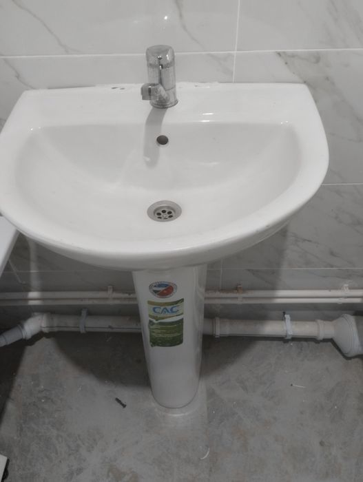 Раковина для ванной комнаты