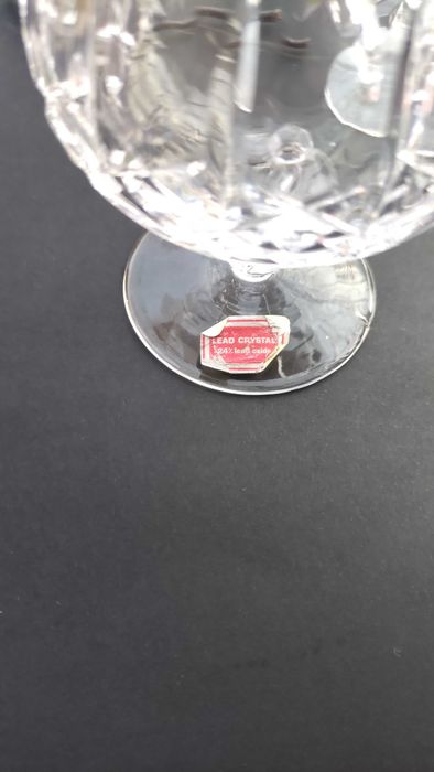 Комплект от 5 масивни кристални чаши за коняк