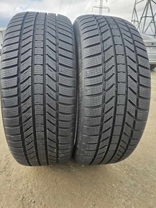 Vând 2 anvelope iarna 235/45/20 235/45r20 CONTINENTAL