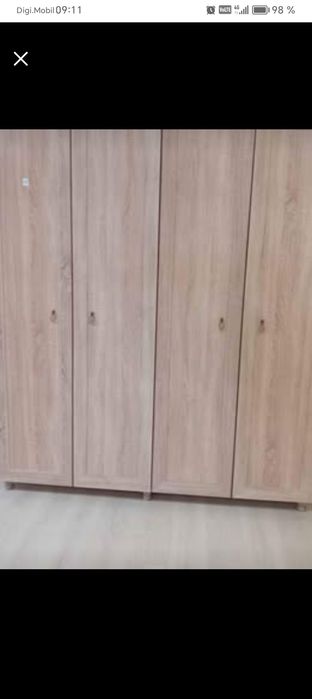 Dulap cu 4 uși nou ambalat