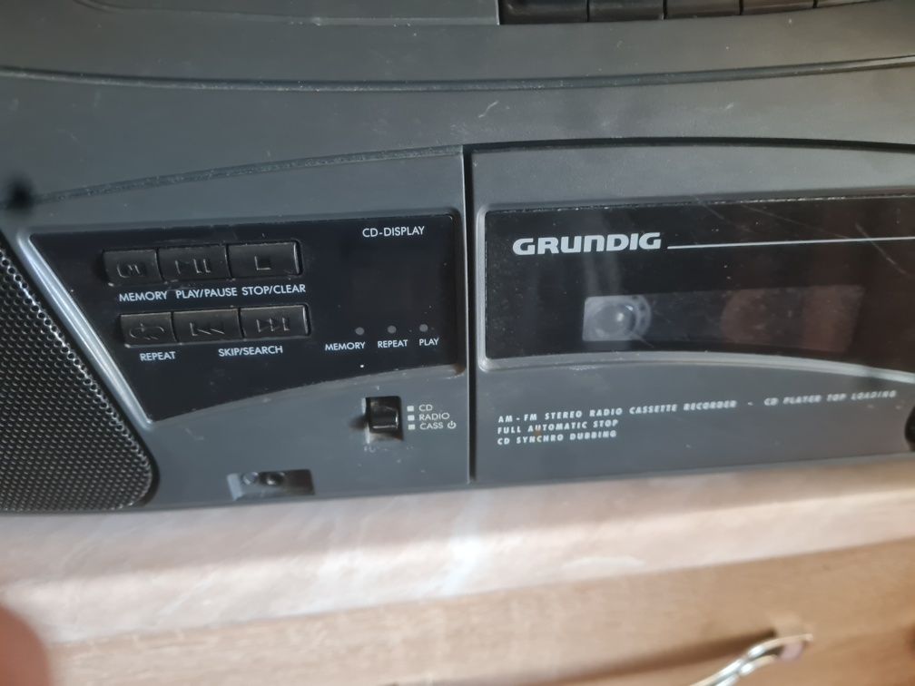 Casetofon Grundig rr 600 cd