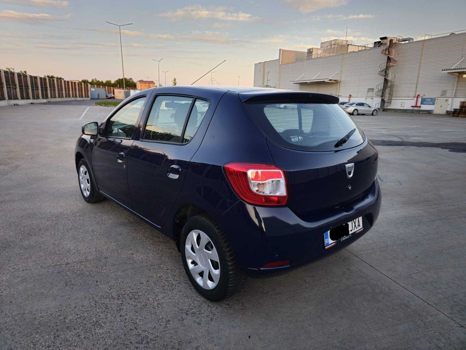 Dacia Sandero + GPL  - 2016 - euro 6 - Full Option