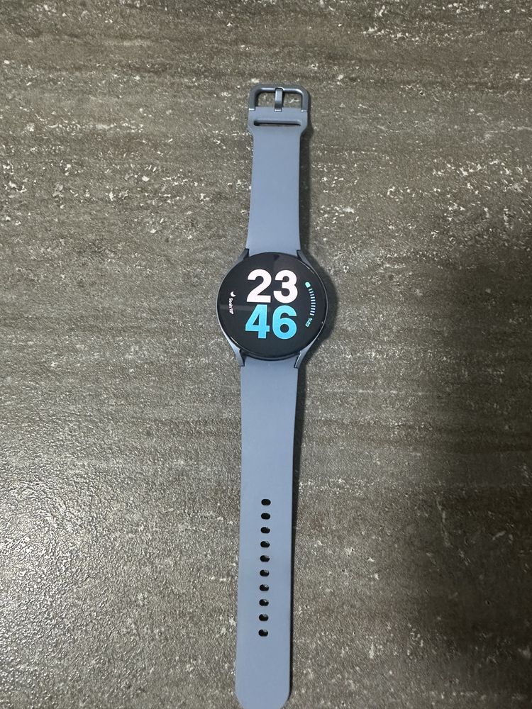 Samsung watch 5, 44 mm