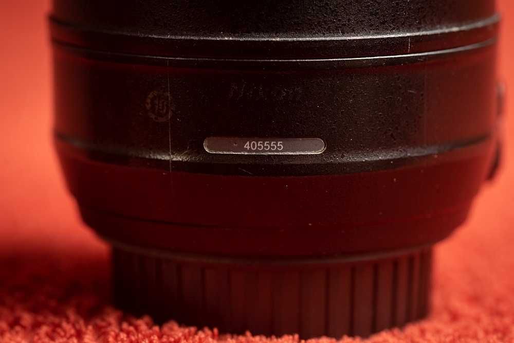 Vând obiectiv Nikon AF-S 50mm f/1.4 G Nikkor montura F pentru DSLR