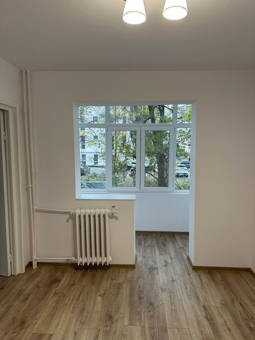 Apartament 2 camere de inchiriat nemobilat