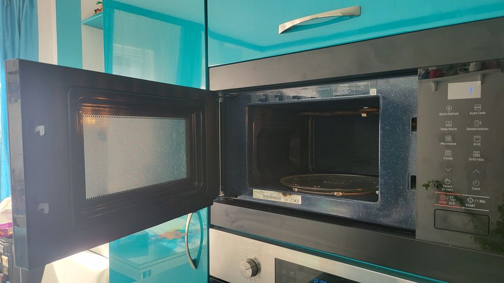 Микровълнова фурна за вграждане samsung