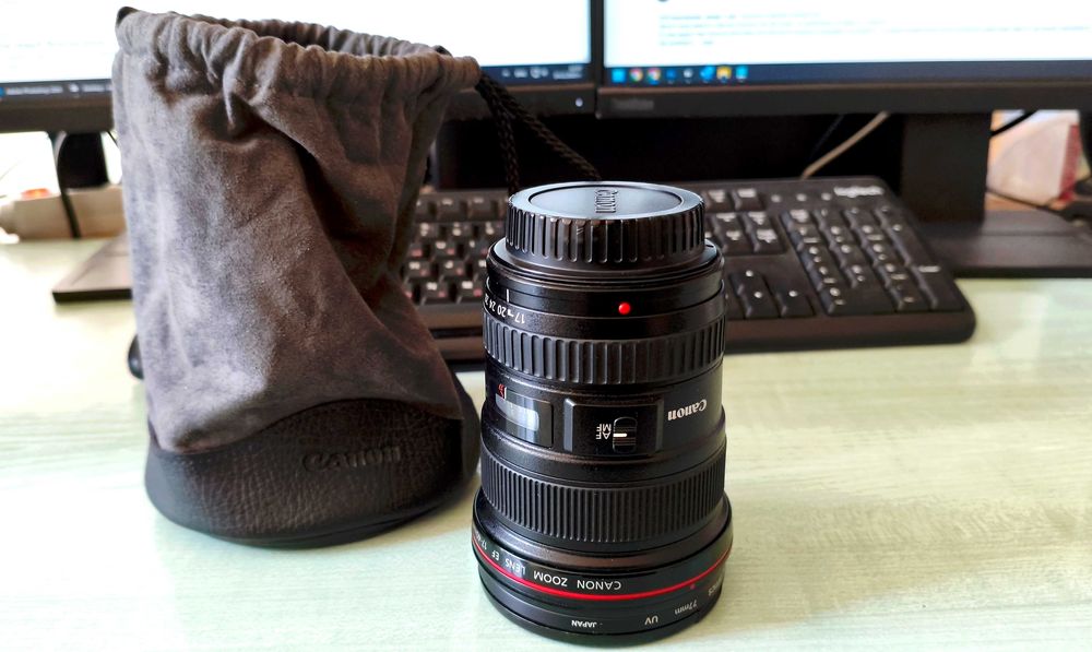 Продавам Професионален обектив Canon EF 17-40 mm f/4L USM