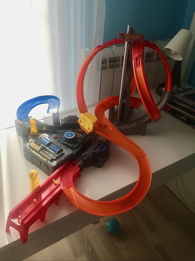 Писта хотуилс Hotwheels