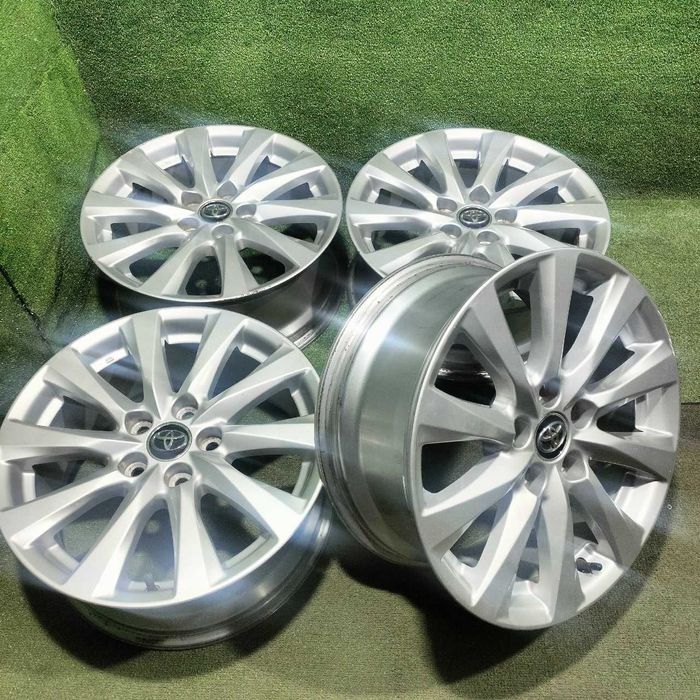 Продам Оригинальный диски R17 7,5J PSD 5/114,3 ET45 DIA60,1 Toyota BBR