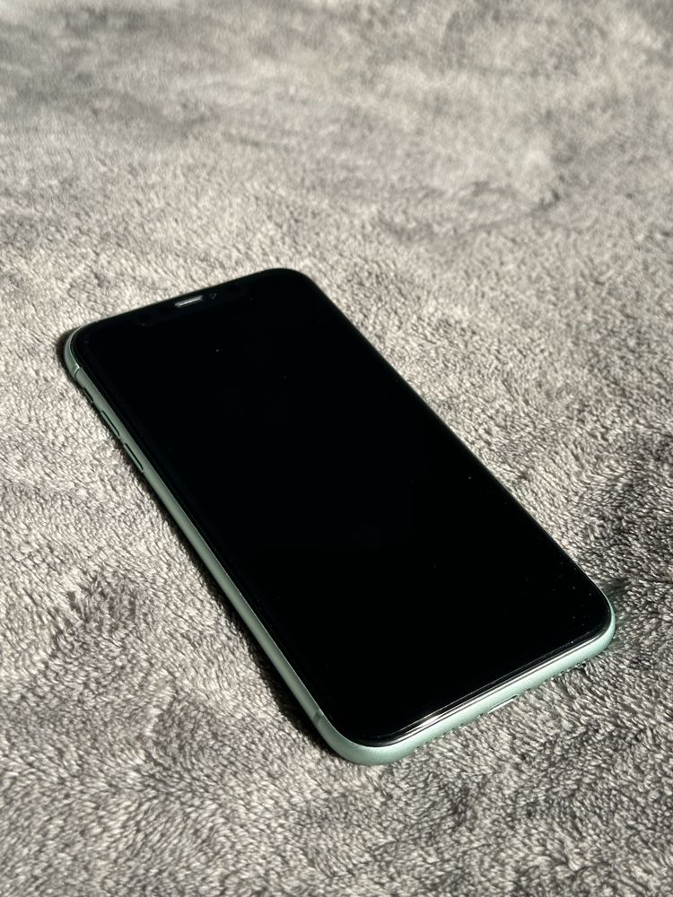 Продам iPhone 11 [128gb]