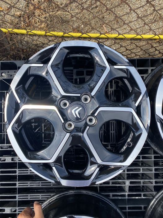 17 цола 4 х 108 мм Ситроен , Citroen  e - C 3