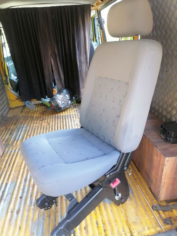 Седалка за среден ред за VW Transporter, Caravelle