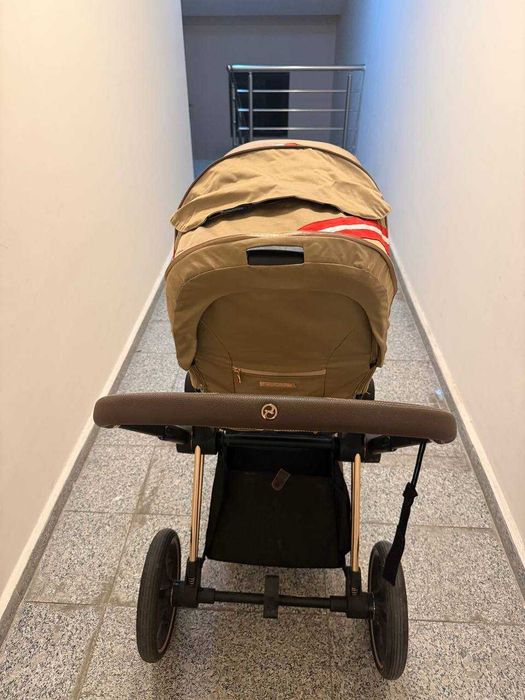 Автоматично Шаси Cybex e-Priam 4 Platinum и тапицерия Karolina Kurkova