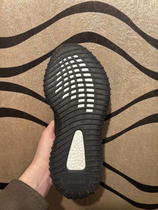 Adidas Yeezy Boost 350 V2