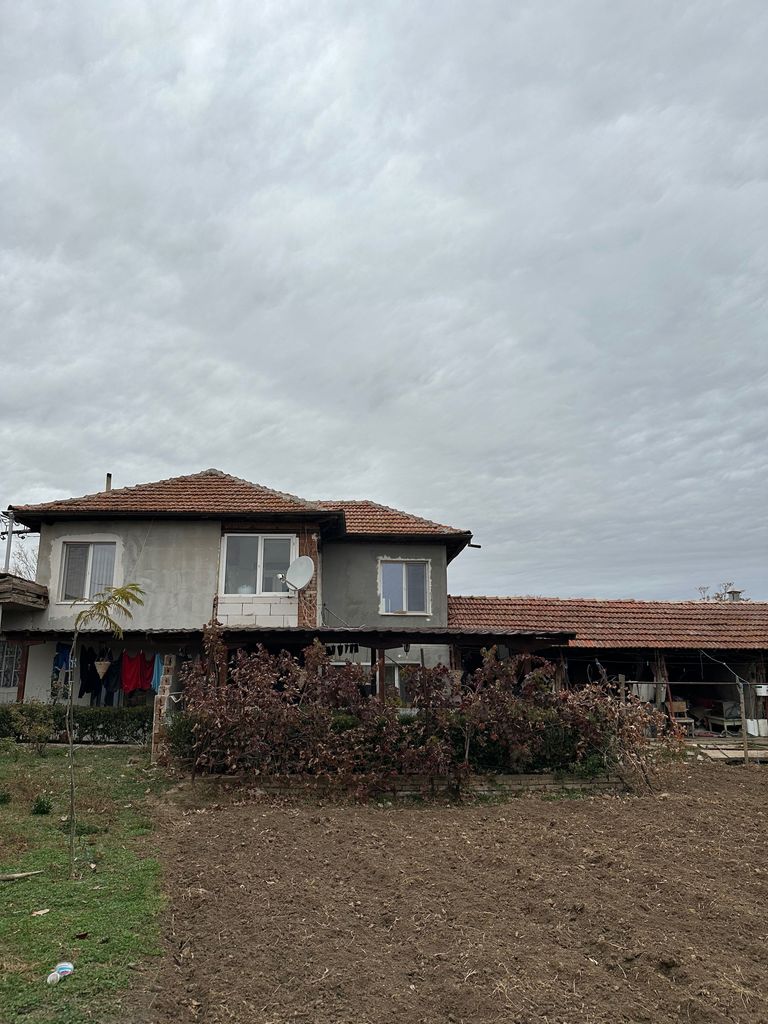 Продава се Къща в с. Хотница, Област Велико Търново - 130 кв.м за 770 €/кв.м - Снимка #1