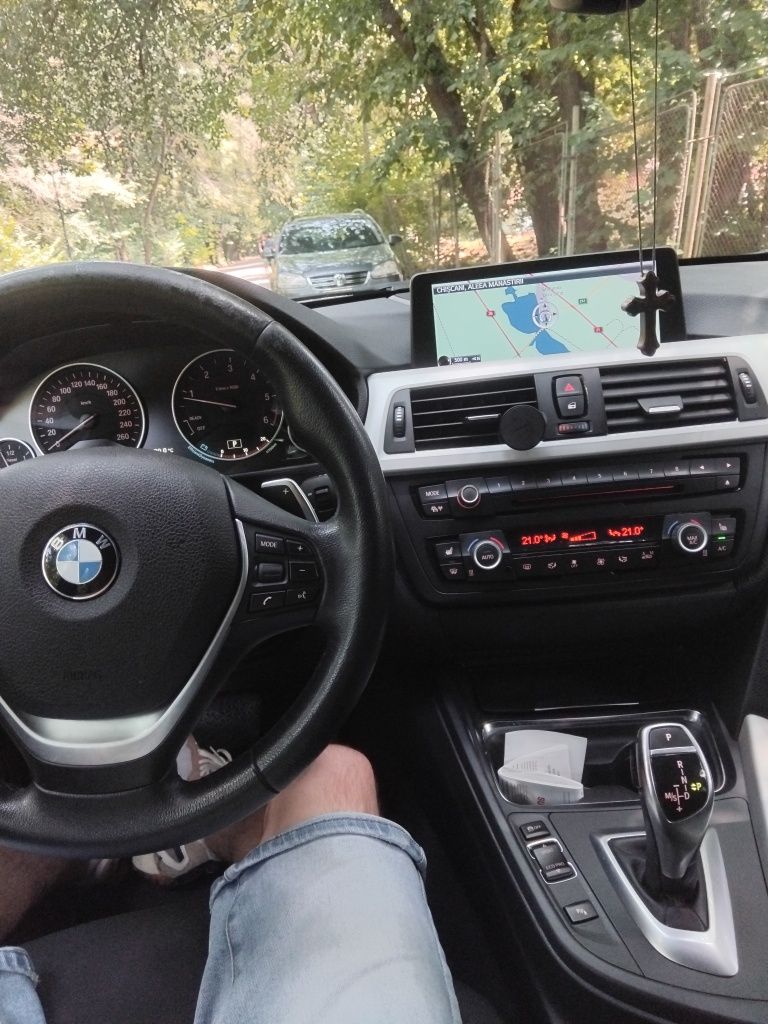 Vând BMW 320 xdrive 184 cp