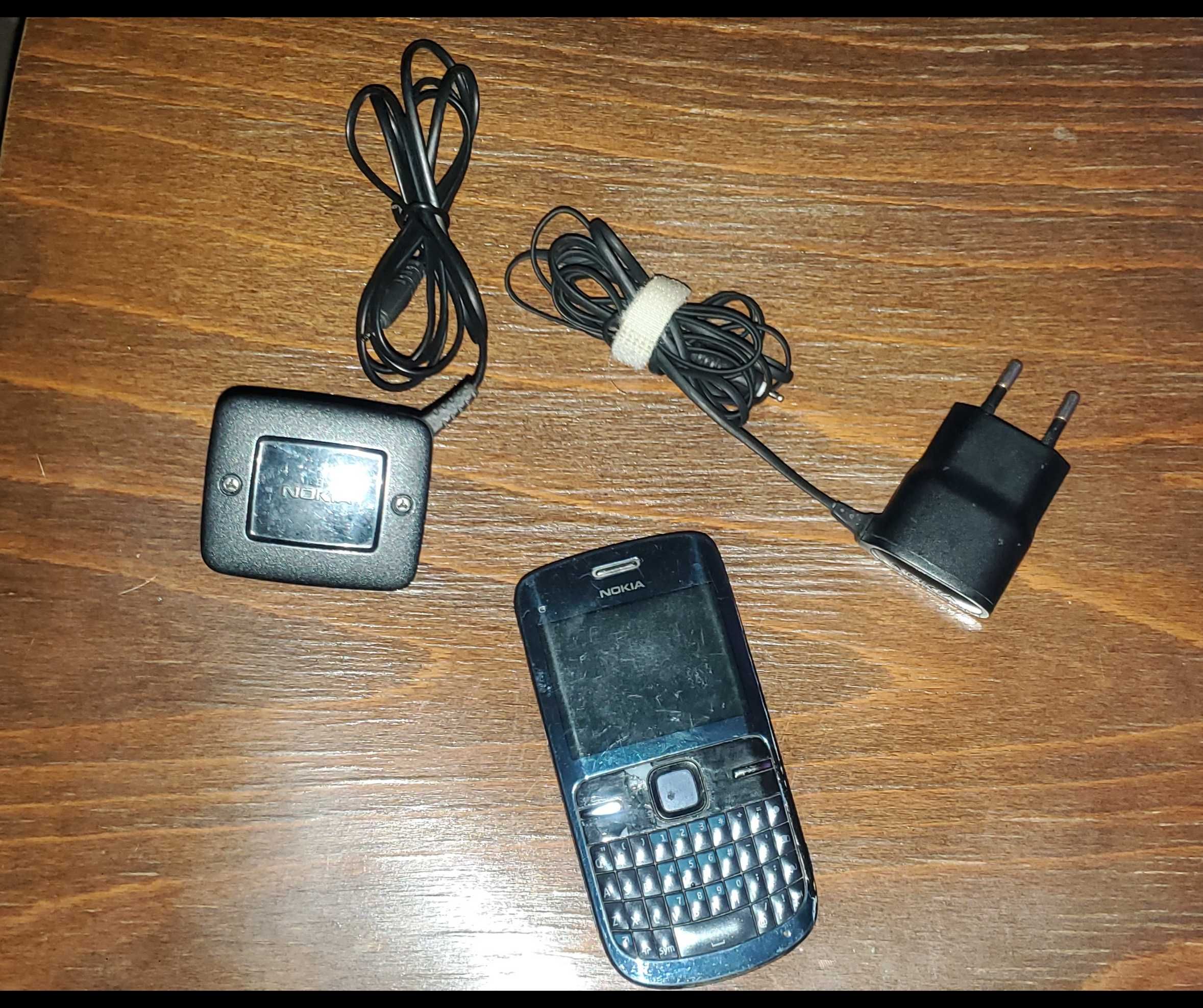 Рабочий кнопочный телефон Nokia C3-00