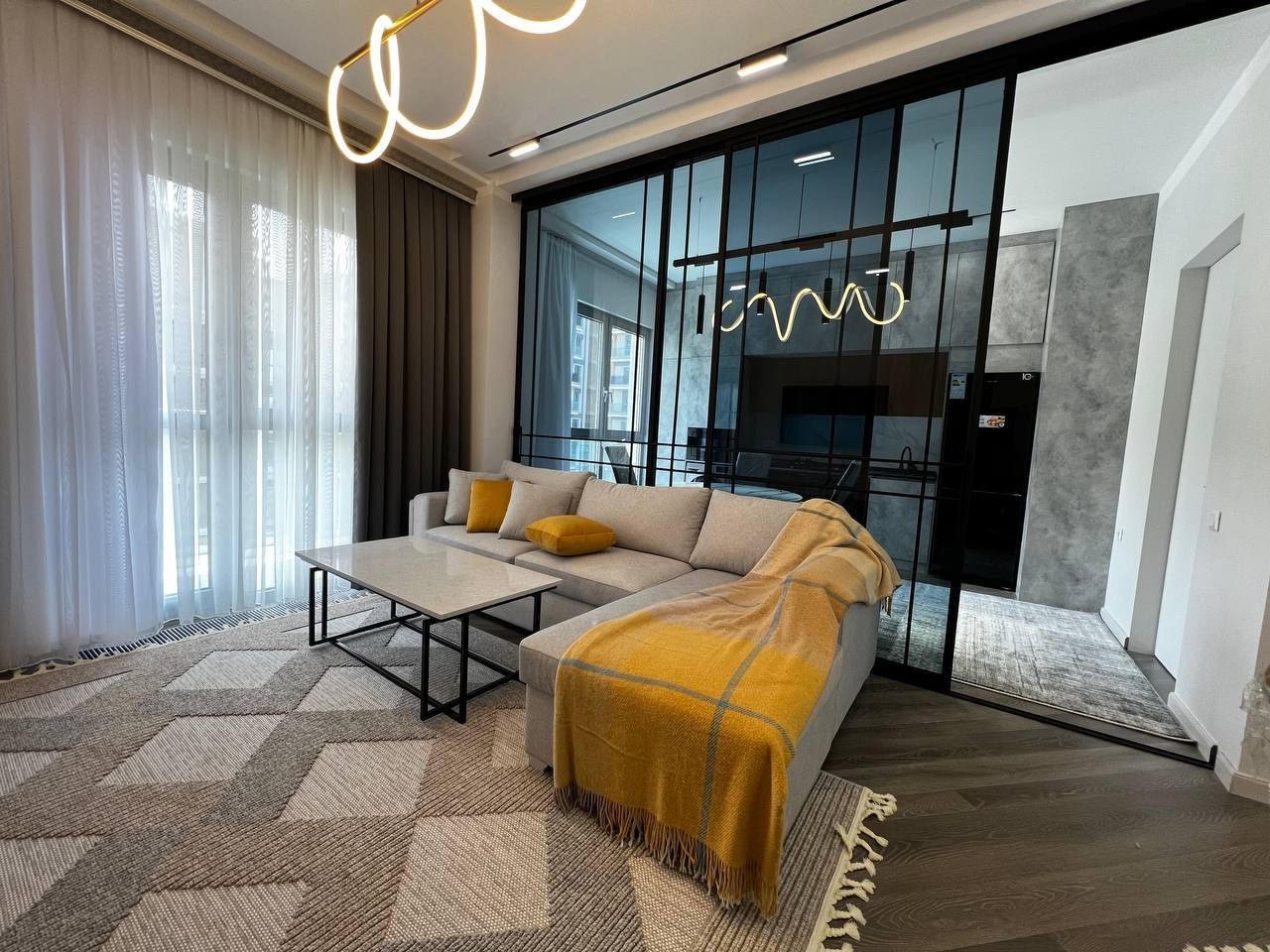 Сдаётся 2х ком квартира, ЖК Мирабад Авеню, ор-р: Гламур, 67 м²