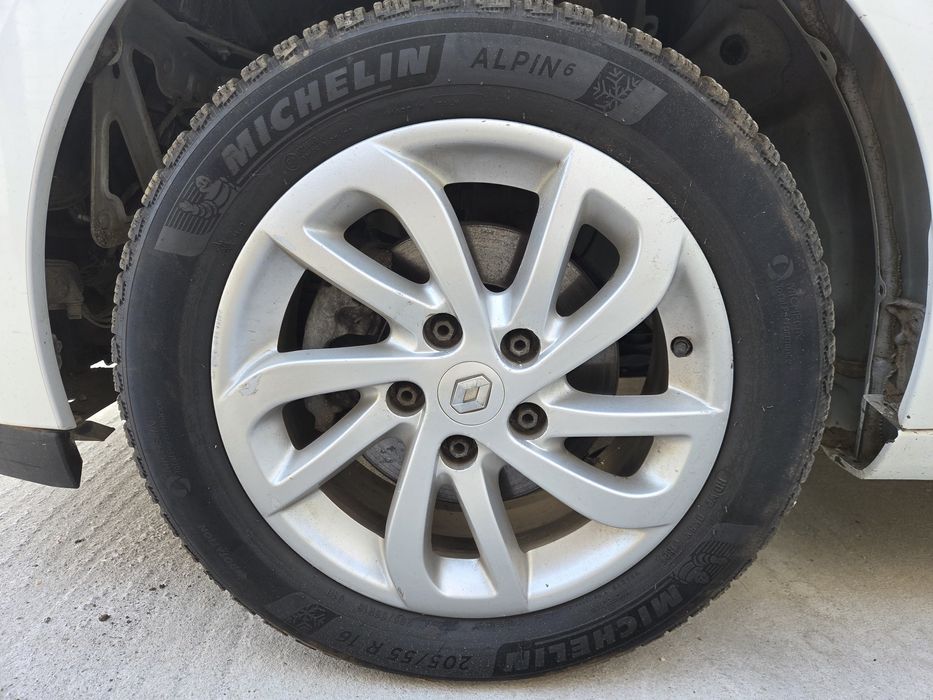 Jante aliaj 205 55 R16 5x114.3 Renault Megane 3