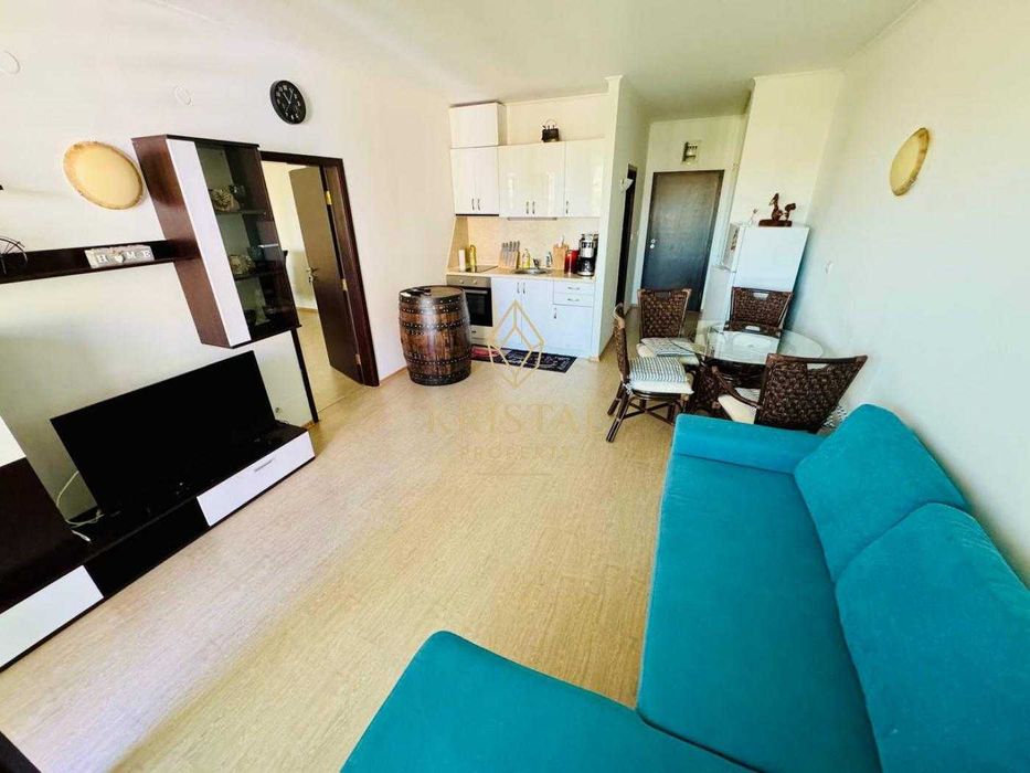 ID: 98 Просторен апартамент 1+1 на първа линия море в Слънчев бряг