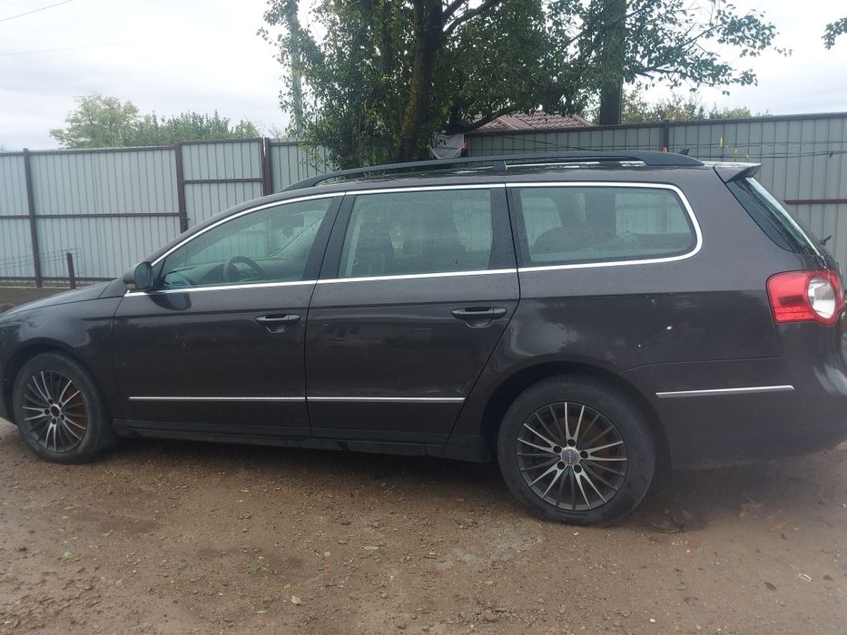 Vand pasat b6  pret ușor ngociabil