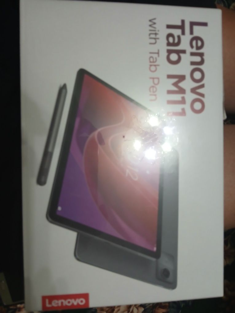 LENOVA TAB M 11 with tab pen